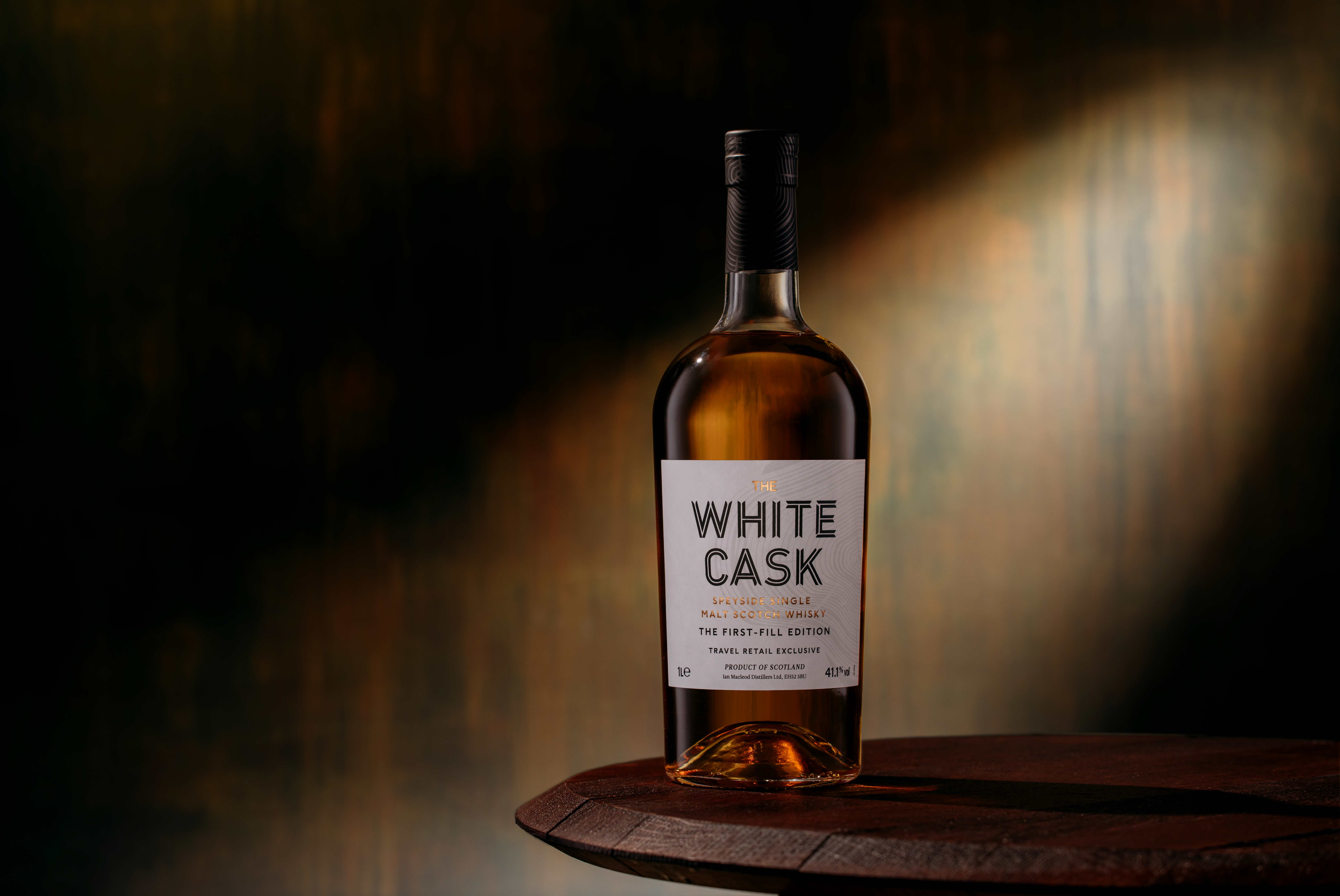 The White Cask Whisky - Ian Macleod Distillers